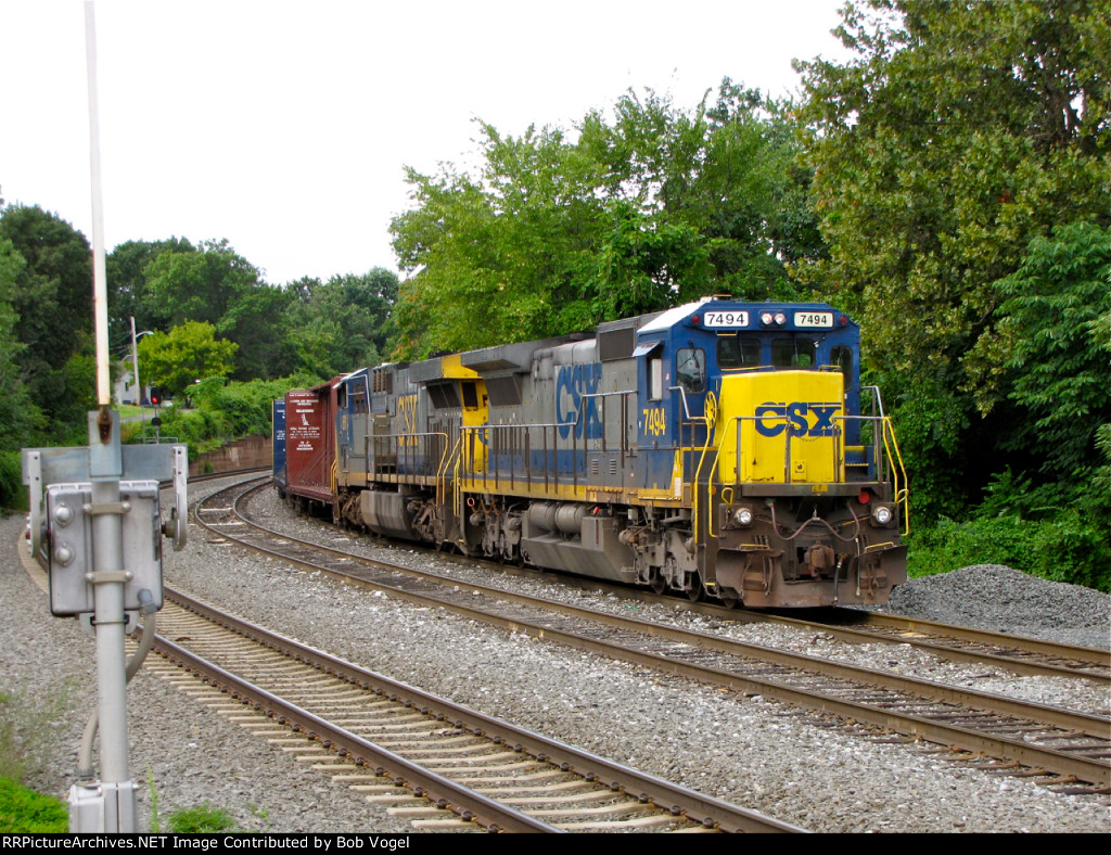 CSX 7494 and 661